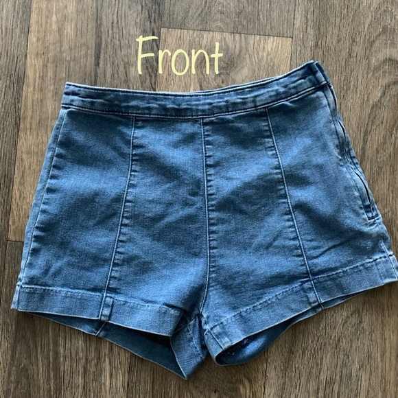 H&M High Waisted Shorts - Picture 1 of 5